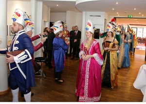 106 TN  8124KSweb100