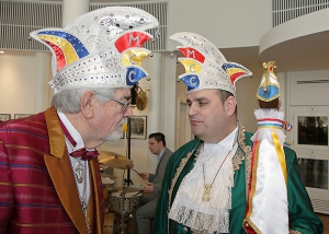 106 TN  8233-KSweb100