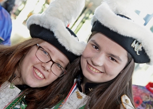 112 TN  0867-KS3web-100