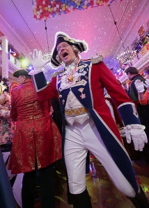 114 TN  2679-KSweb-100