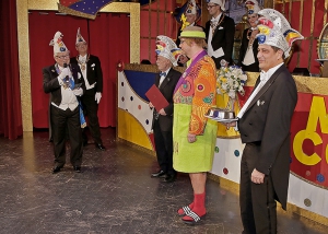 111_TN__0520-KS4web-100